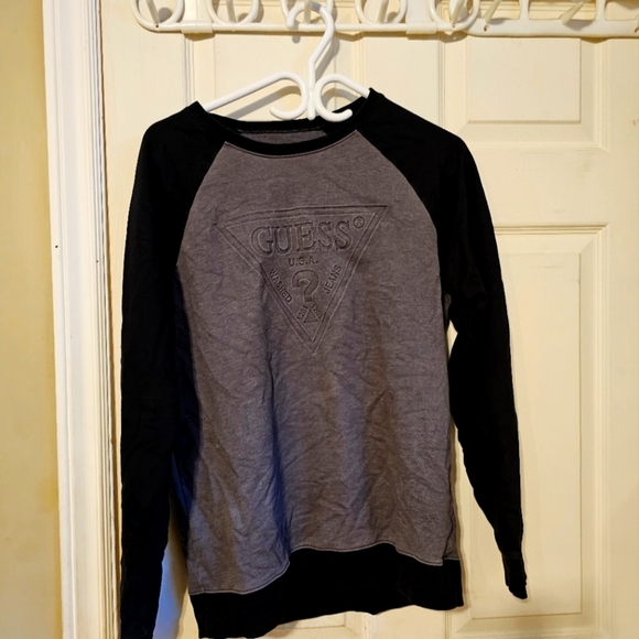 Guess Sweatshirt - Picture 1 of 2